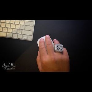 Meet your Posher, Elijah